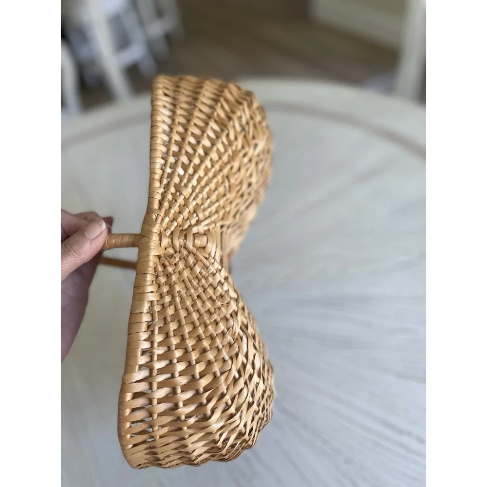 Vtg Woven Bohemian Wicker Rattan Handled Basket‎ Hippie Boho New